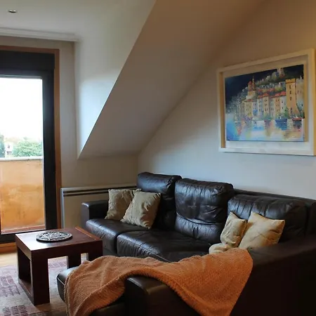 Apartamento Luminoso Con Garaje, En El Centro شقة